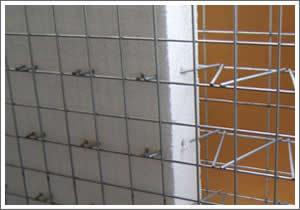 一半加放了混凝土一半未加放混凝土的舒乐板网